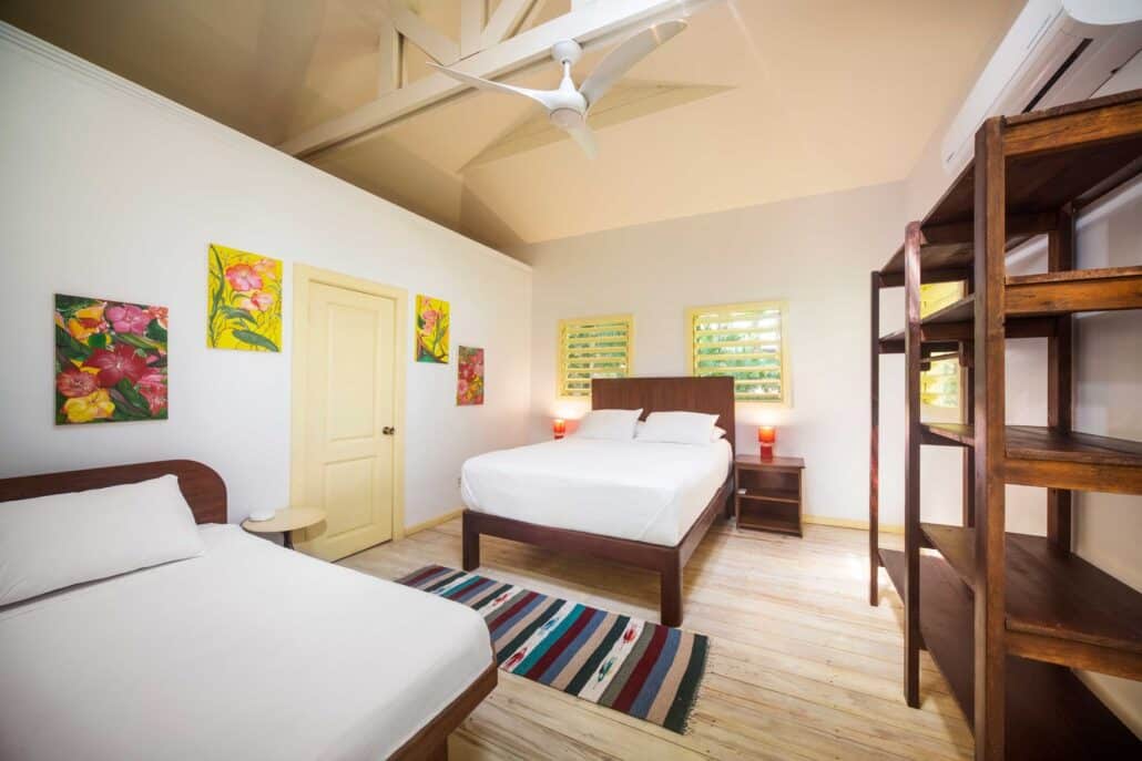 Guest Bedroom 2 Bed Villa Puerta Azul Roatan Boutique Hotel