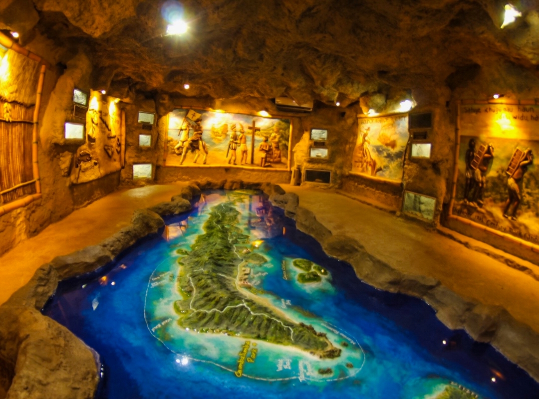 Roatan Family Activities - Gumbalimba Park - Puerta Azul Boutique Hotel