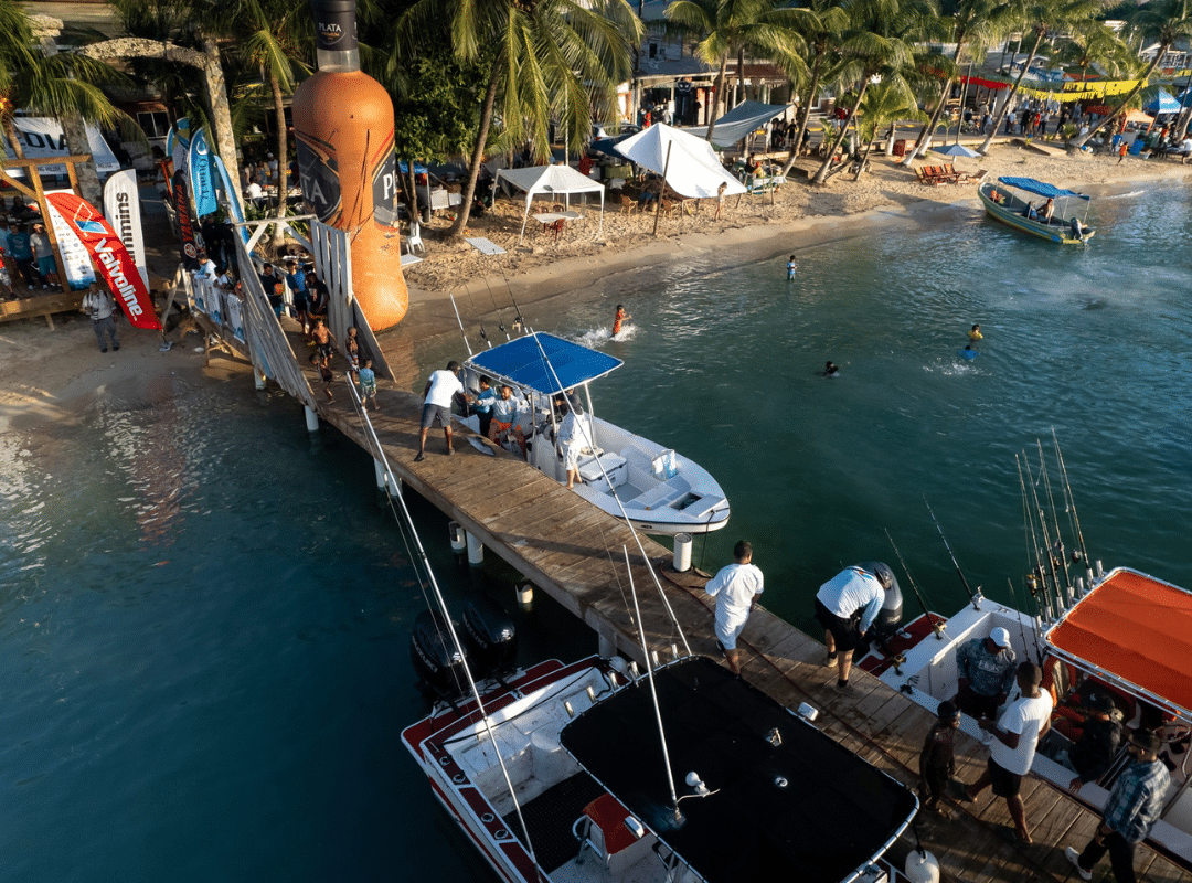 Roatan Fishing Tournament Puerta Azul Beachfront Hotel 2