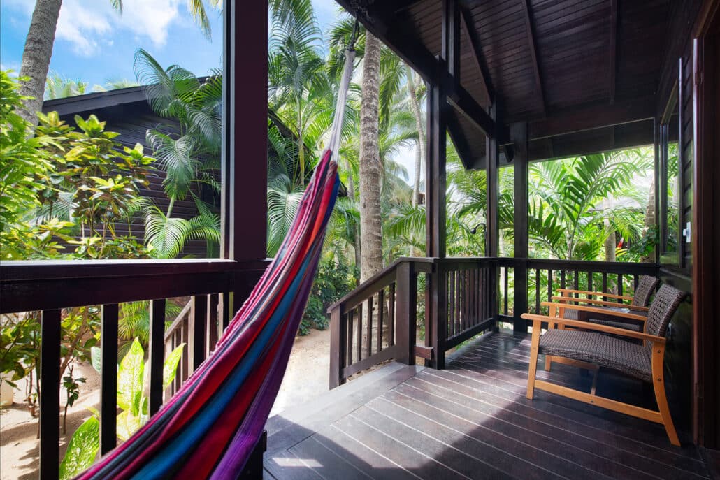 Sea view Bungalow Roatan Puerta Azul Boutique Hotel