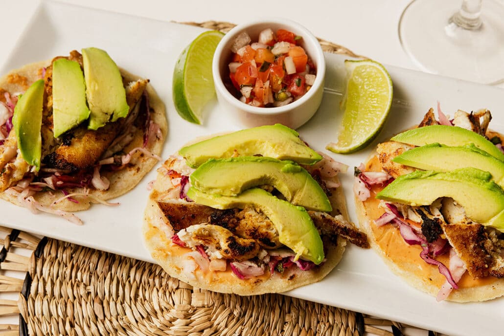 Puerta Azul Island Kitchen & Bar, Sandy Bay Roatan