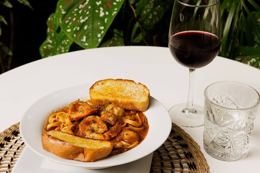 Puerta Azul Island Kitchen & Bar, Sandy Bay Roatan