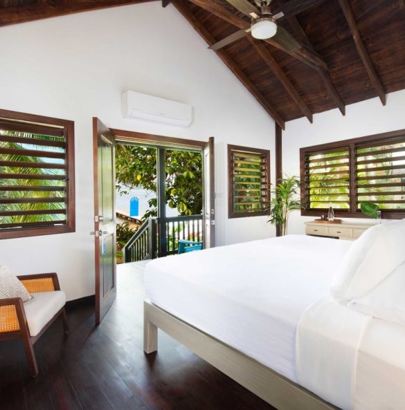 View From Oceanfront Suite - Roatan Boutique Hotel Puerta Azul