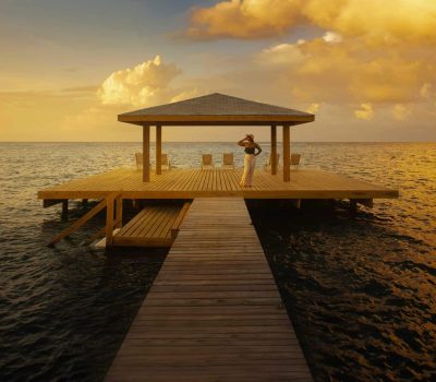 puerta-azul-roatan-sunset-dock-banner